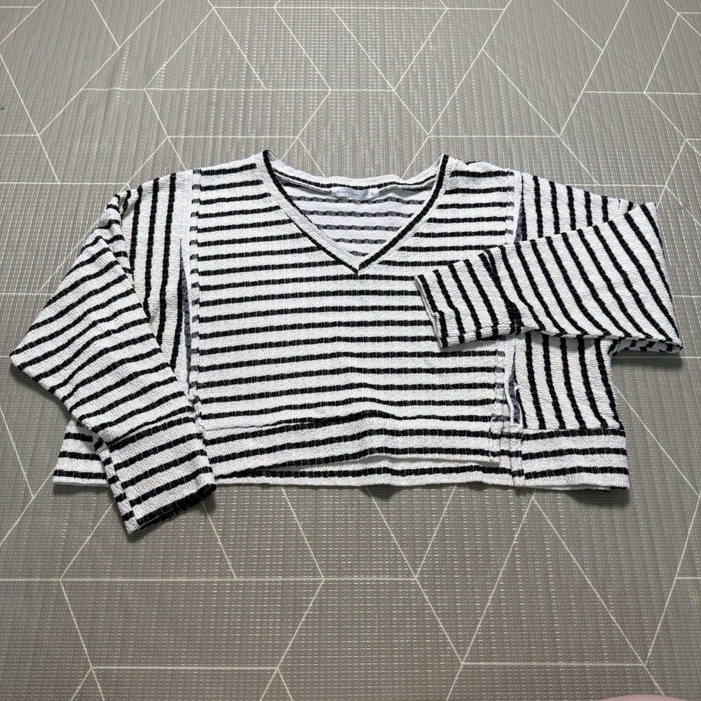 Altar'd State‎ Raelynn V-Neck Striped Sweater Top Cream Black XL Cropped Boho